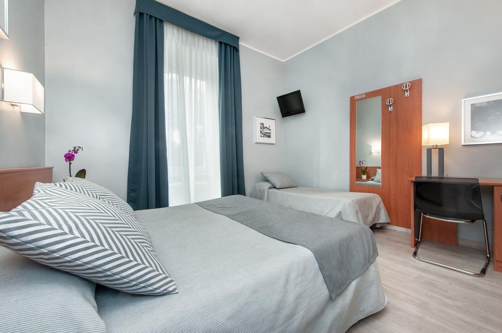 Roi Hotel Roma Cameră foto
