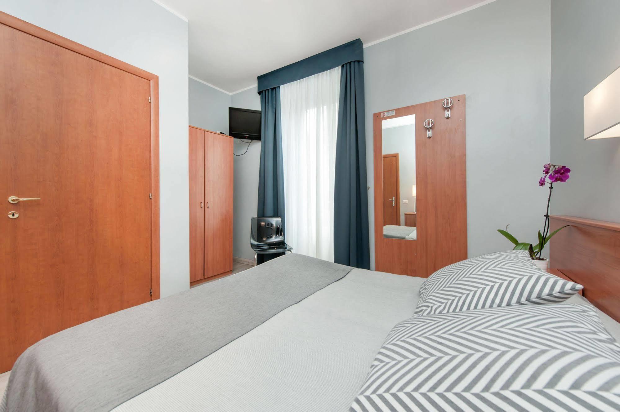 Roi Hotel Roma Exterior foto